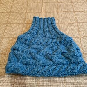 Heavy knit shrug/poncho